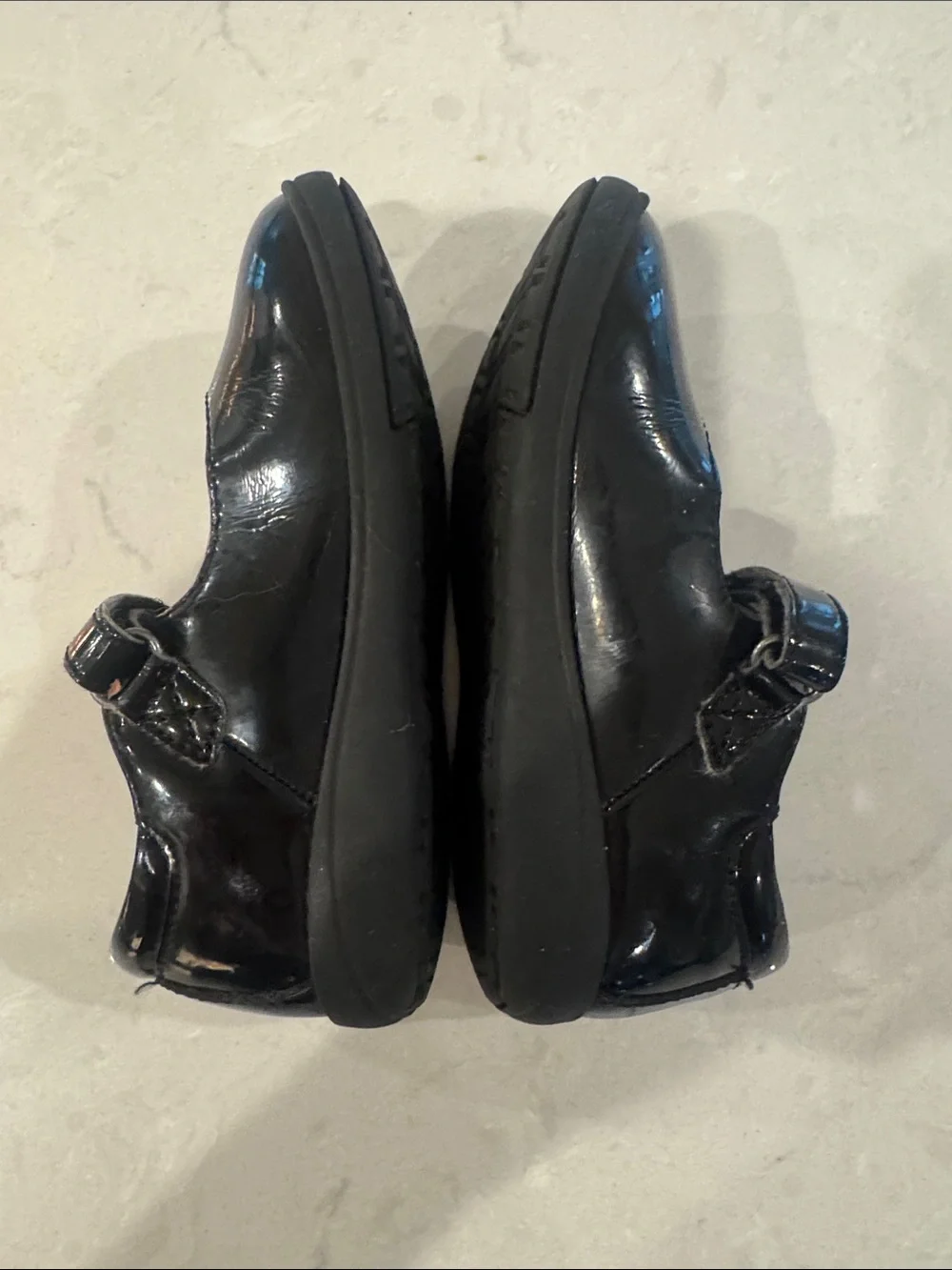 Stride Rite Black Patent Mary Jane Shoes with Flower Accent Size 8.5M